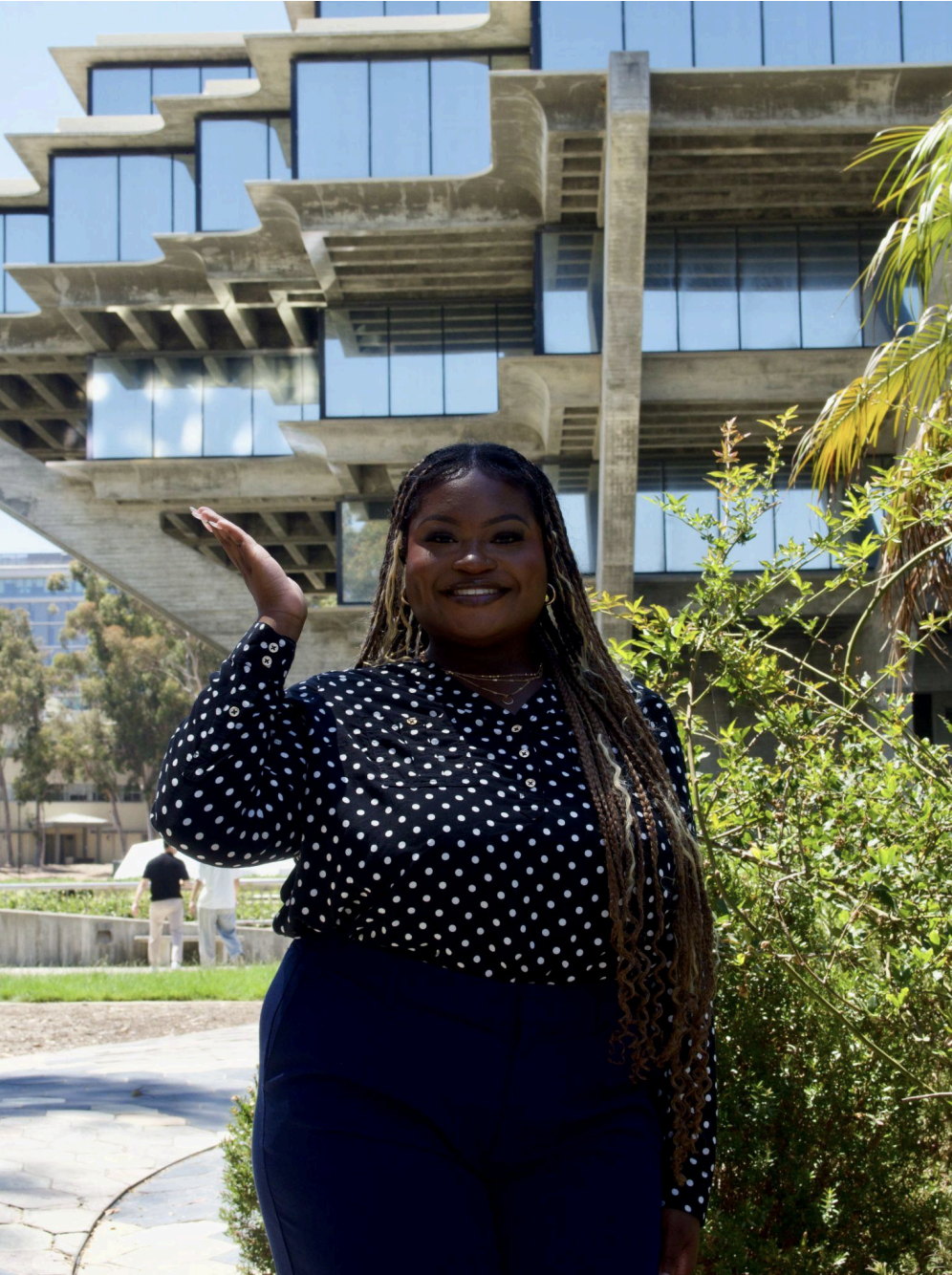 Iyanna Brooklyn Kennedy in front of Geisel Library